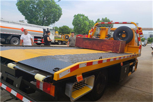 靖江附近拖车电话号码服务